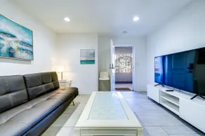 ˋ*°* White Walls - Serene Living ˋ*°* - Image 4