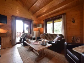 Splendid Chalet in Durbuy with Garden - Image 2