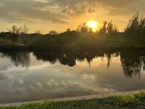 Waterfront! Peaceful 2BR w/Firepit & Grill* Views! - Image 3
