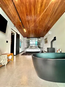 Swimming pool, amazing view and bathtub in the room! - Image 2