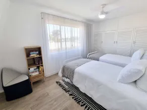 Petfriendly Oceanfront Bungalow in Bargara Beach - Image 5