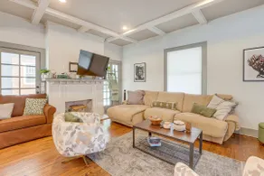 2 Mi to Dtwn: Stylish Urban Retreat in Birmingham - Image 4