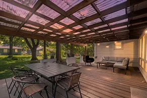 The Glenwood - A Cozy Ranch in Mission, KS - Image 2