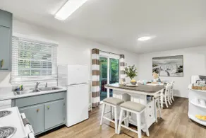 Garden City Home w/ Screened Porch: Near Savannah! - Image 3