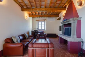 Mensano Old Town Apartment - Image 3