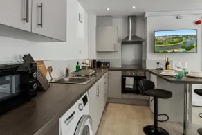 City Heights Studio - Short Stays UK - Image 5