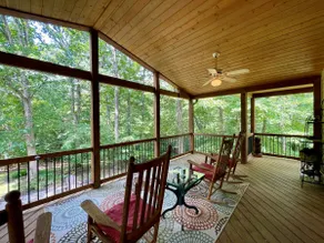 Simply Serene Cozy Cabin,WIFI, AC, HotTub, Firepit - Image 4