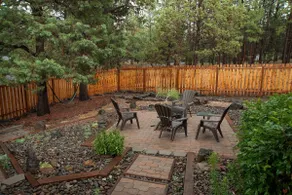 Large cabin with hot tub - Image 5