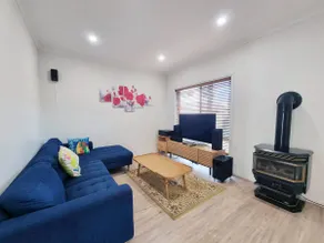 Modern family home in Newport - Image 2