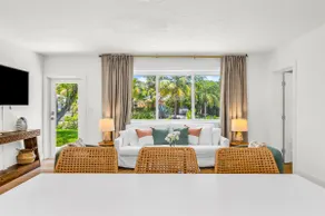 The Coral Cabana A Modern Palm Beach Escape! - Image 5
