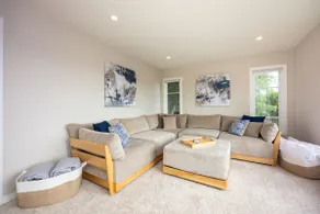 The Coastal Retreat Scenic Harbor Ocean Views - Image 4