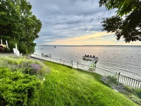 Spectacular Suttons Bay Stay - Game Room Kayaks Pizza Oven & More - Image 5