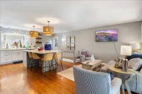 Waterfront Home with Bunkhouse - Image 4