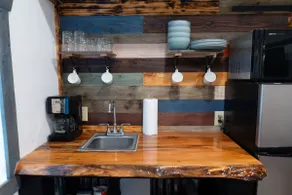 Boons Camp Cabin - Image 3