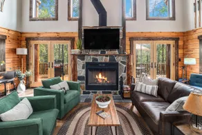 Secluded Log Cabin w/Sauna, Near Skiing & Golf - Image 2