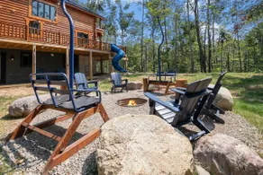 Secluded Log Cabin w/Sauna, Near Skiing & Golf - Image 4