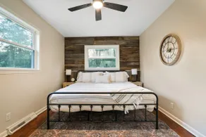 5 Mins to Winery | HotTub | KingBeds | DogFriendly - Image 5