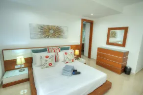 Large 3 bedroom with seafront balcony DDIF1-5 - Image 3