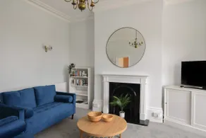 Flat 2, 10 Seafield Road - Image 2