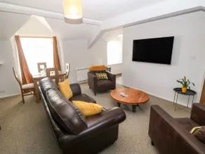 Medical Hall - Image 3