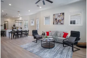 3BR3BA Urban Escape Just Minutes From Downtown - Image 4