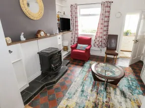 7 Aikenhead Terrace - Image 2
