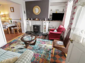 7 Aikenhead Terrace - Image 3