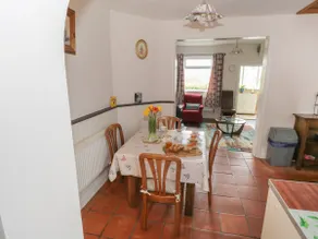 7 Aikenhead Terrace - Image 5