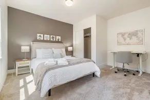 Modern 2BR in DT Renton 3 AC WS 95 Shop&Parks - Image 3