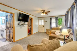 Dtwn Belleville Home w/ Yard < 1 Mi to High Banks - Image 2