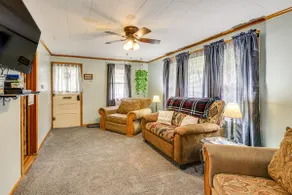 Dtwn Belleville Home w/ Yard < 1 Mi to High Banks - Image 5