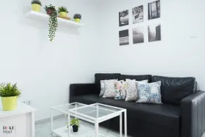 Divina Enfermera Apartments - Image 4