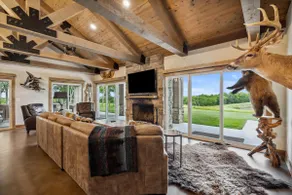 Rantoul Wilderness Ranch On 440 Acres With Hot Tub - Image 2