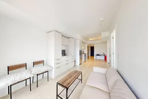 3Min Walk to Wellesley Station, Museums and Shops - Image 2