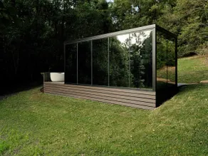 Luxury Mirror Home In Byron Bay - Image 3