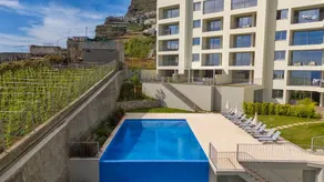 Pearl Retreat by Holiday Rental Madeira - Image 5