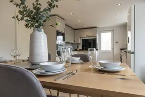 Large Cottage In Bourton | Parking | Garden - Image 5