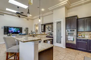 Family-Friendly El Paso Home: Hike, Shop & Explore - Image 4