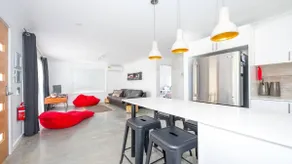 Salty Kisses Holiday House - Image 4