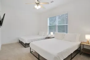 2 bedroom apartment, great for mid term stays - Image 5