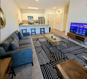 2 bedroom apartment, great for mid term stays - Image 4