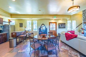 Vineyard Inn 4BR ensuites-VIEWS! - Image 4