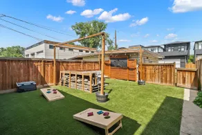 Urban Sanctuary Balcony and Yard in Inglewood YYC - Image 3