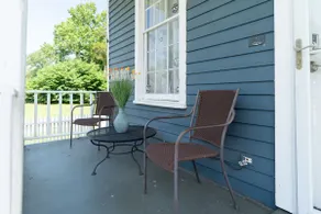 Sky Cottage near Downtown - Image 3
