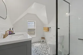 Contemporary Craftsman Steps to Old Town - Image 3