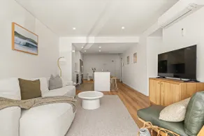 150m to Surf Beach – Book 3 nights, pay for 2! - Image 4