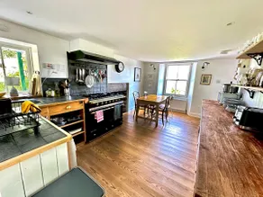 Charming Cosy 3 Bedroom Cottage - Loch Views - Image 5