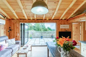 1 Bed in Whitbourne oc-s32935 - Image 2
