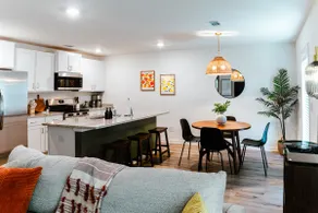 Modern Luxury 3BR Home| Clean & Comfortable Stay - Image 2