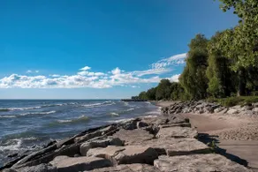 N Lake Ontario 3BR Home Near Beach Seabreeze - Image 4